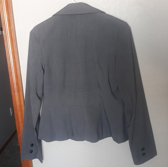Grey Blazer - Picture 2 of 4